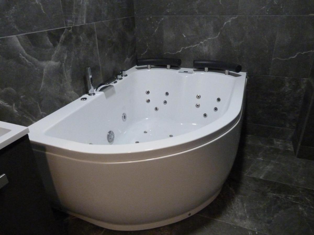 Cozy Rooms 45 Валенсия Екстериор снимка